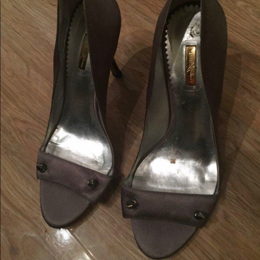Grey heels
